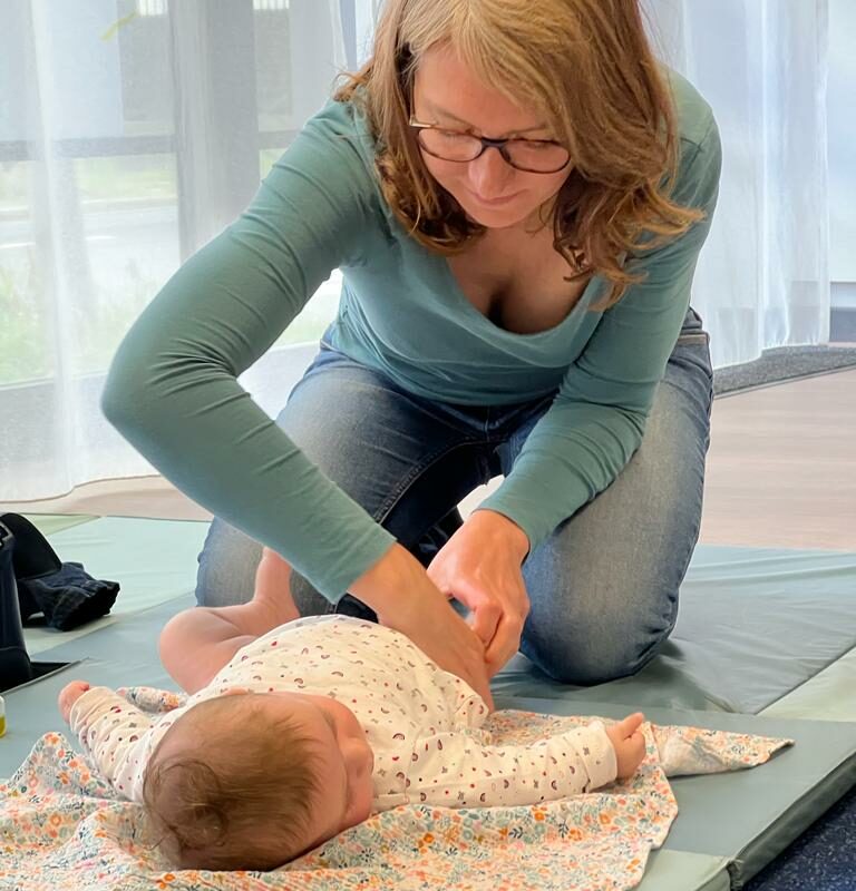 Les Polinsons - Massages bébés