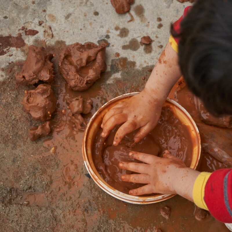 Les Polinsons - Mains d’Argile, Corps en Équilibre 1-3 ans