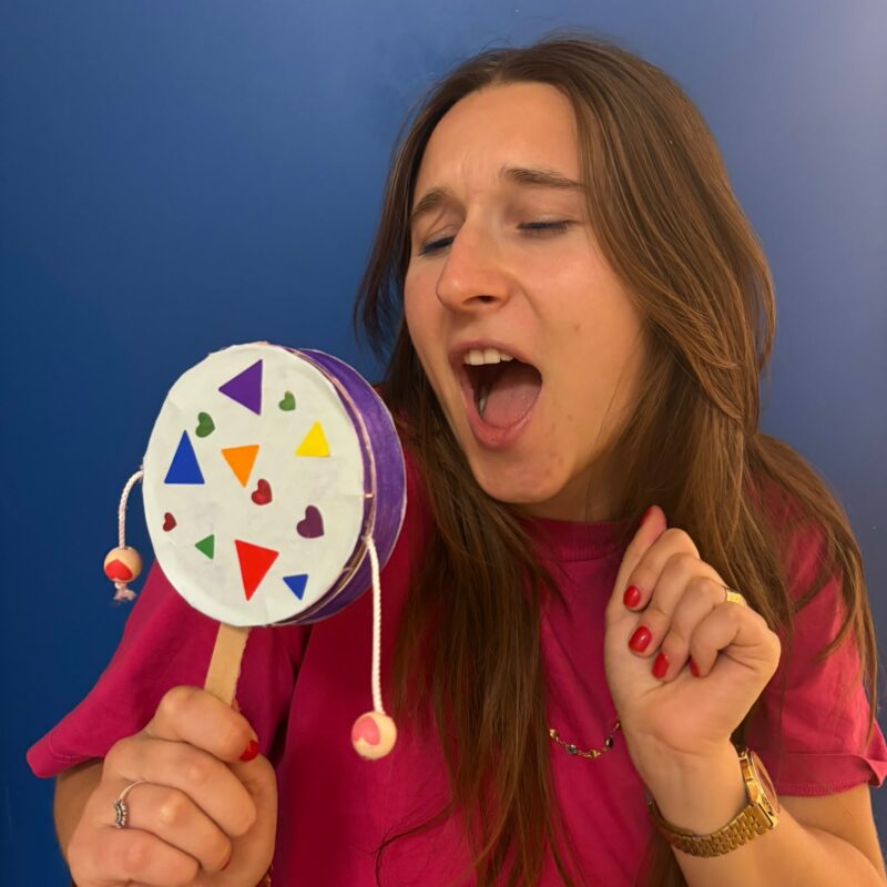 Les Polinsons - Fabrication d&rsquo;un tambourin pour la fête de la musique